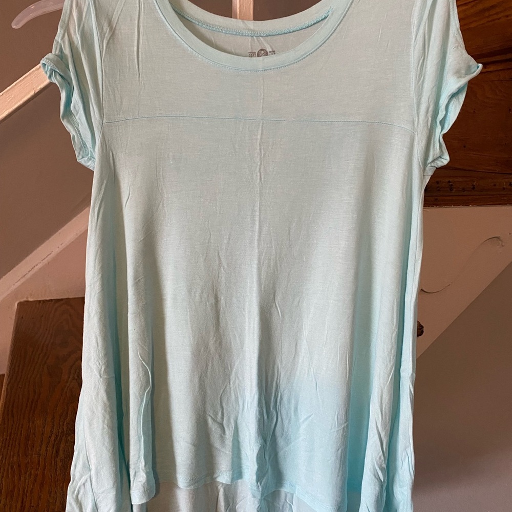SO Blue Cuffed Sleeve Relaxed T-Shirt size small